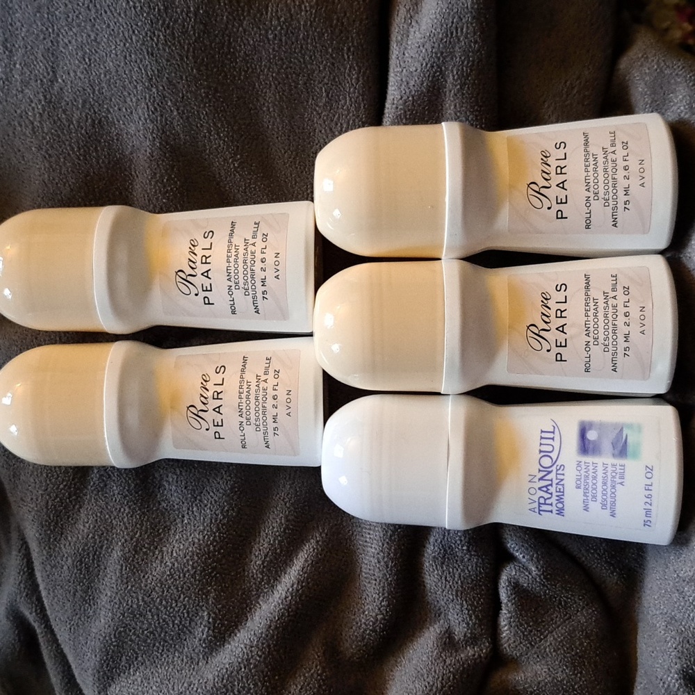 Avon Anti-Perspirant Deodorant Bundle